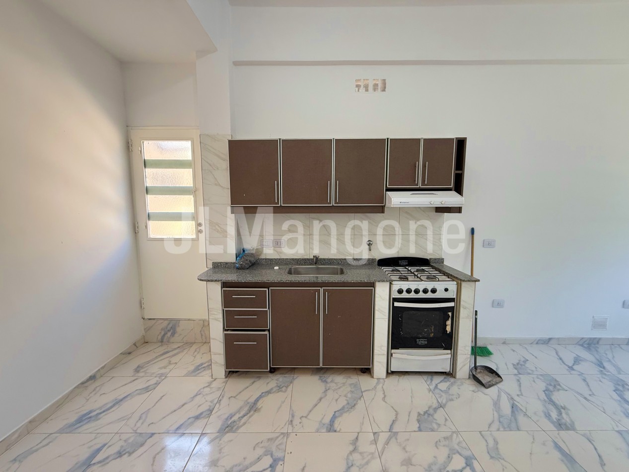 Ph 2 ambientes con cochera y patio