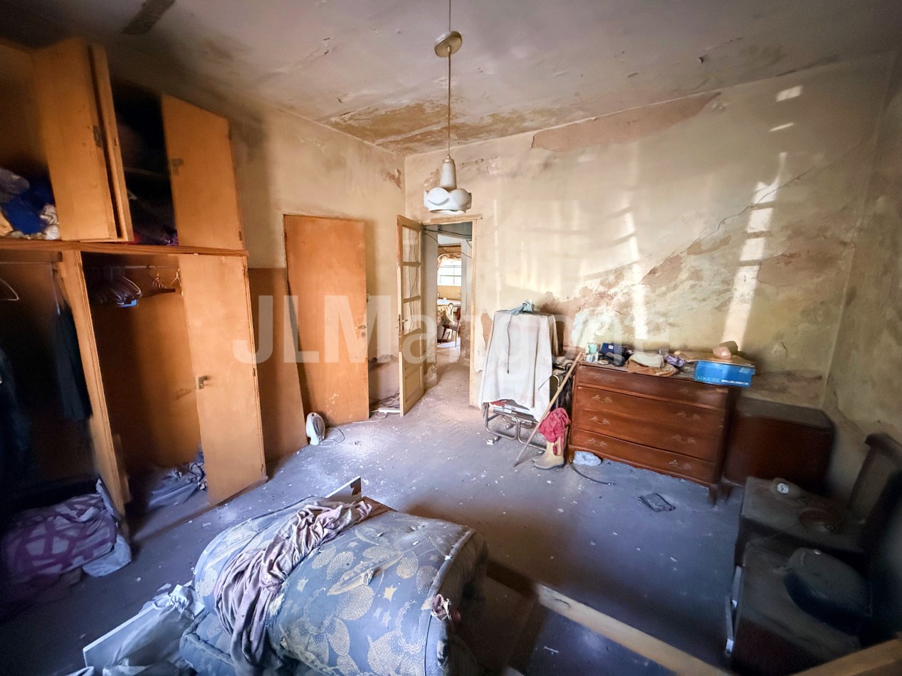 Ph 3 ambientes con patio (A refaccionar)