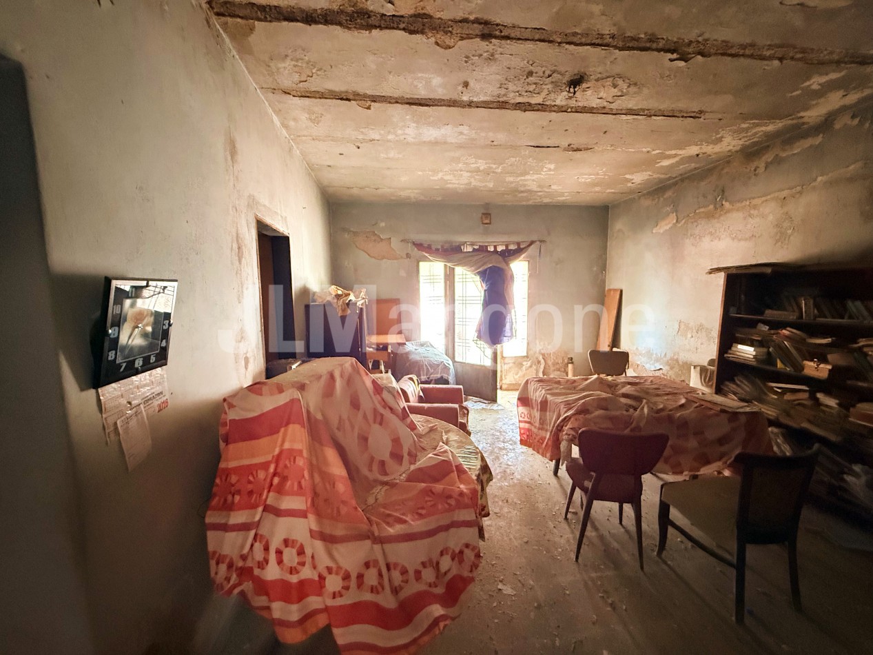 Ph 3 ambientes con patio (A refaccionar)