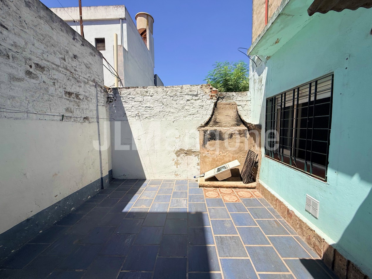 Ph 3 ambientes con entrada de auto y patio