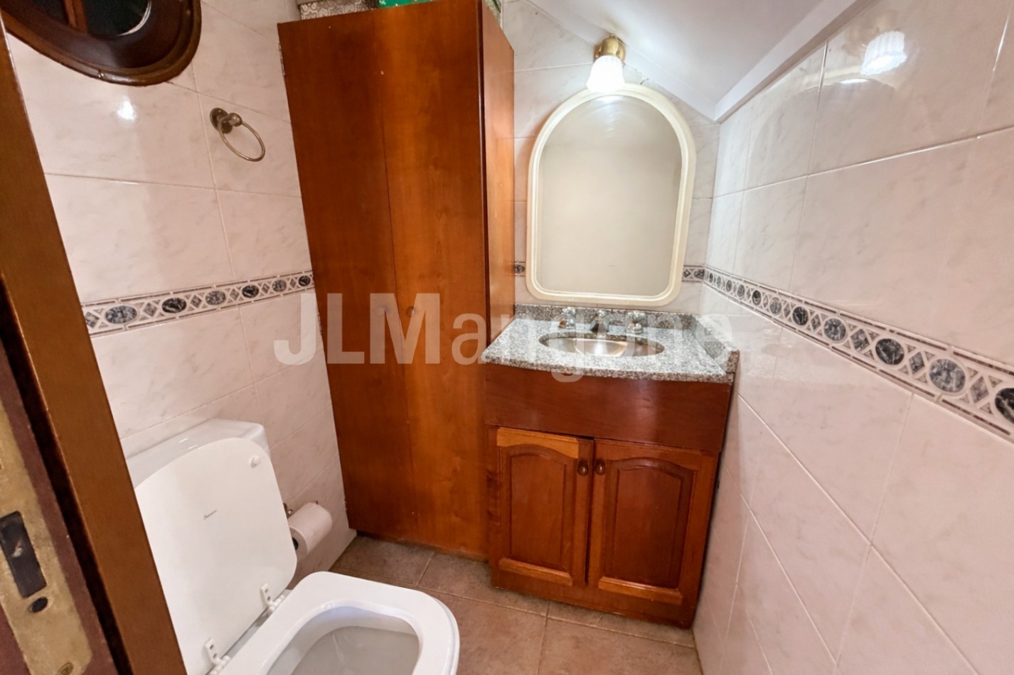Triplex 4 ambientes con cocheras, patio y terraza
