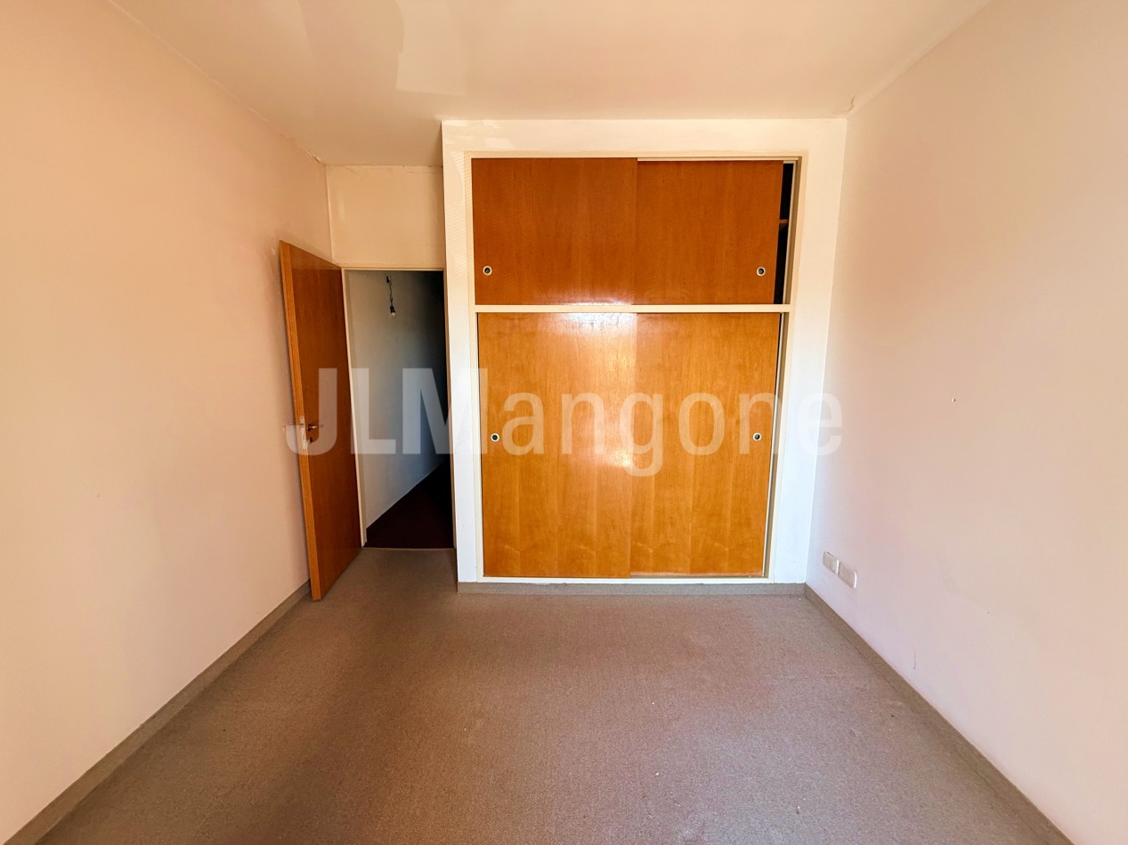 Duplex 3 ambientes con cochera y patio