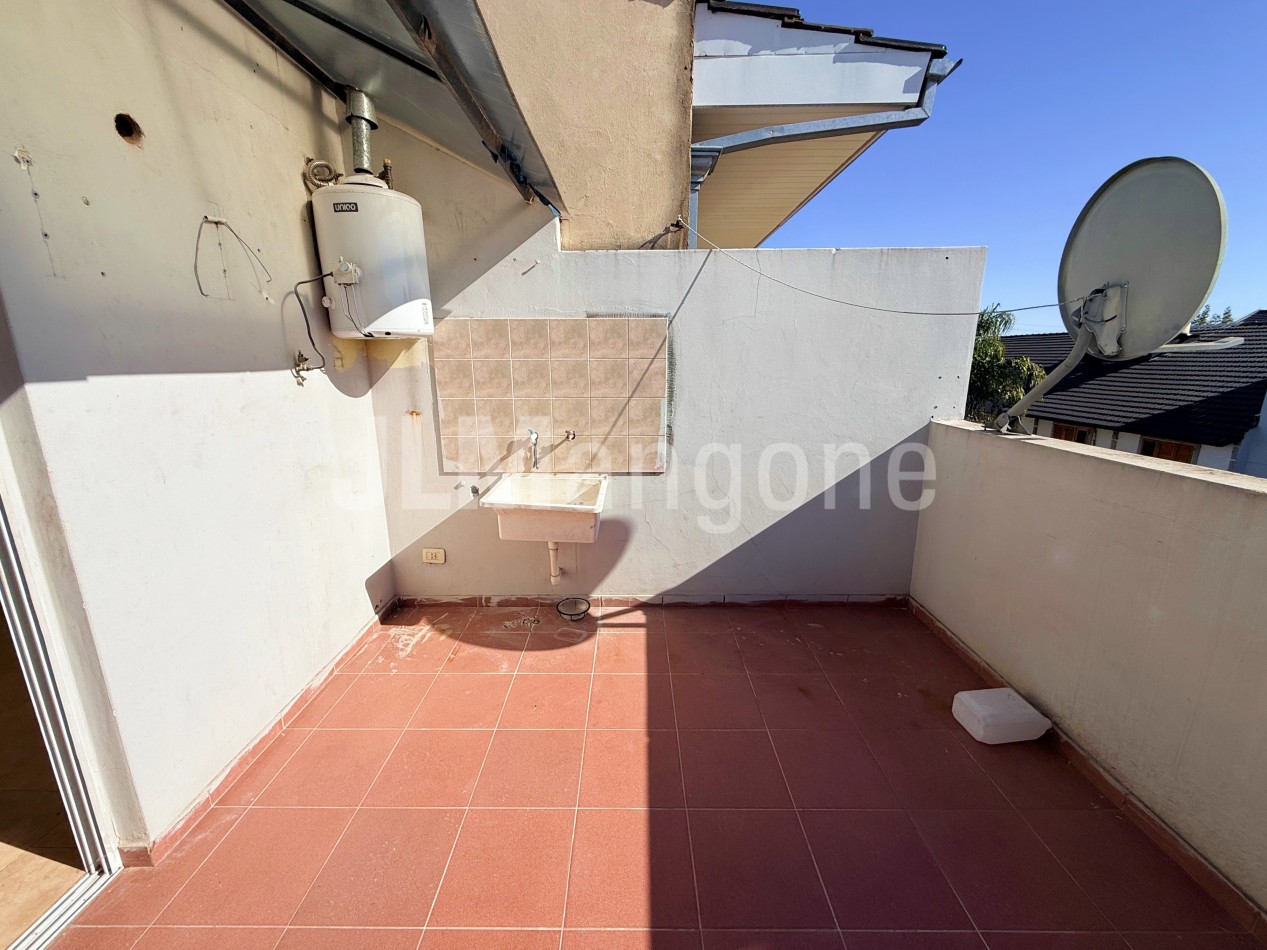 Departamento 3 1/2 ambientes con terraza