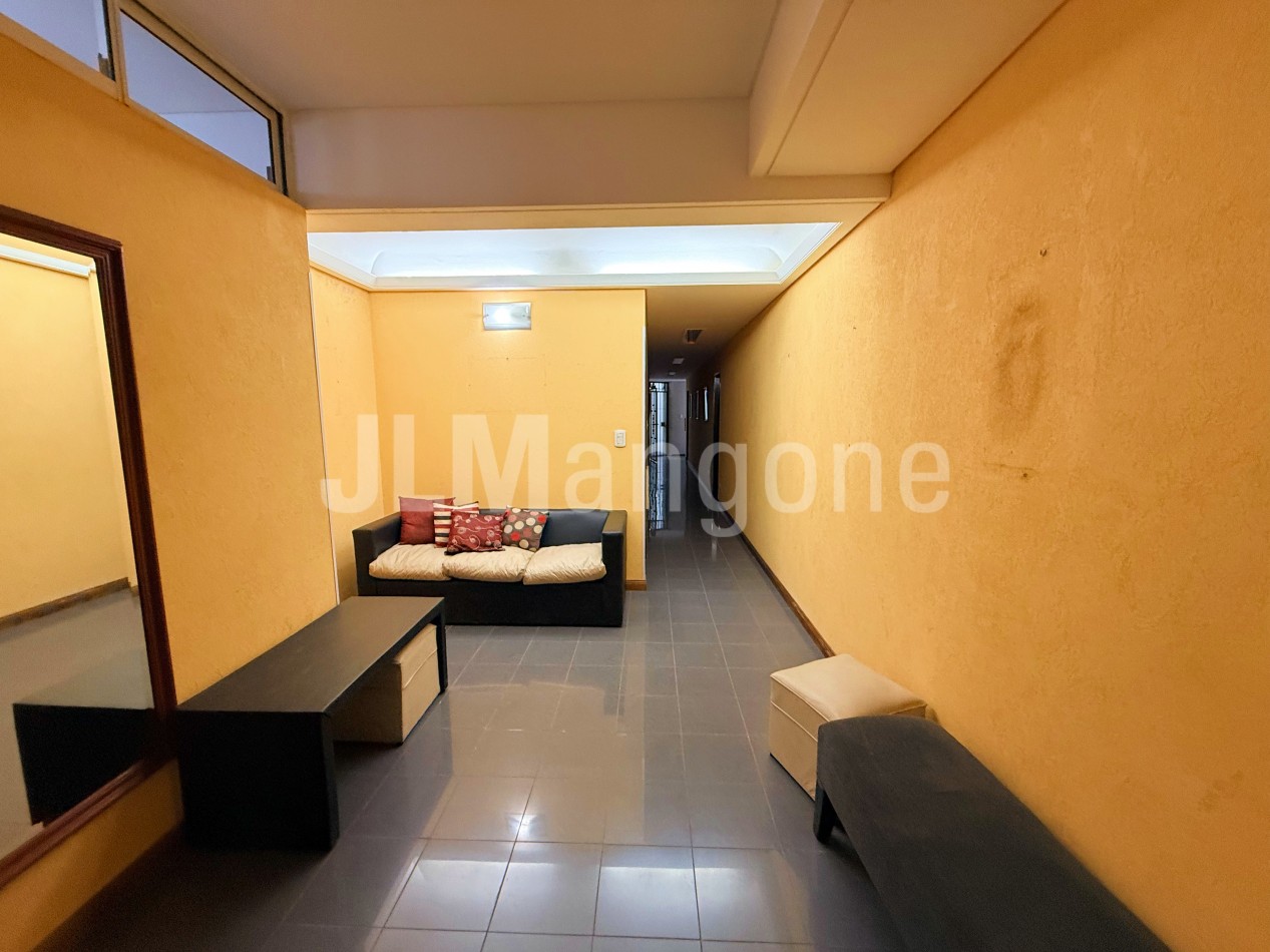 Oficina y/o consultorios 25 m2 sobre Arieta
