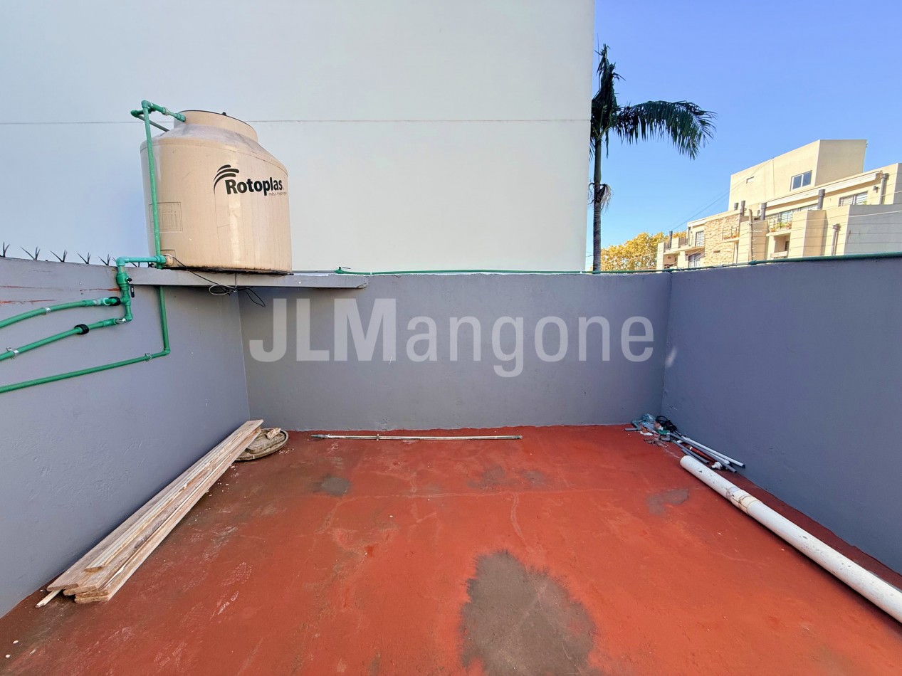 Ph 3 ambientes con patio y terraza