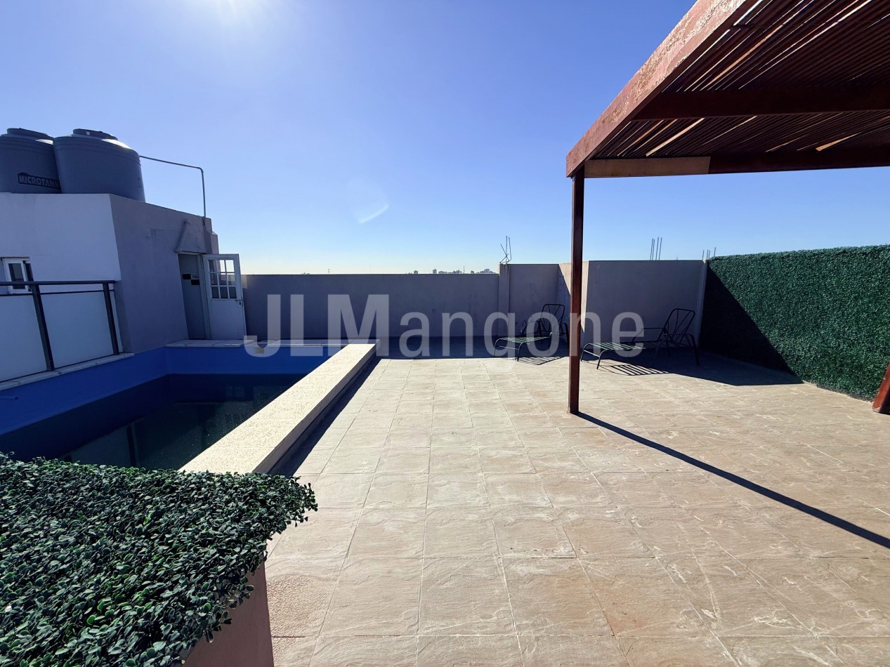 Departamento 4 amb con cochera, terraza y piscina