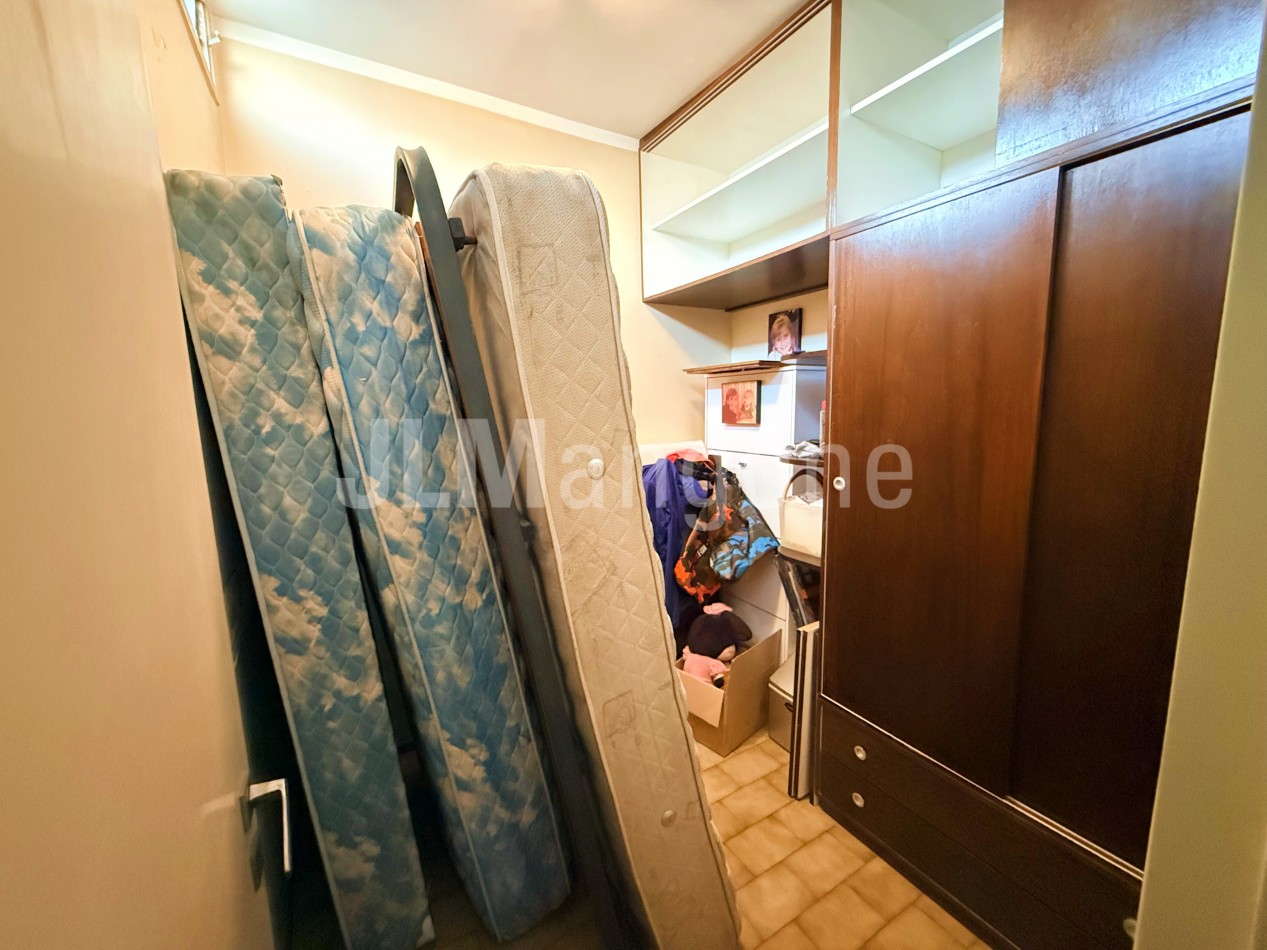 Duplex 4 ambientes con cochera y patio