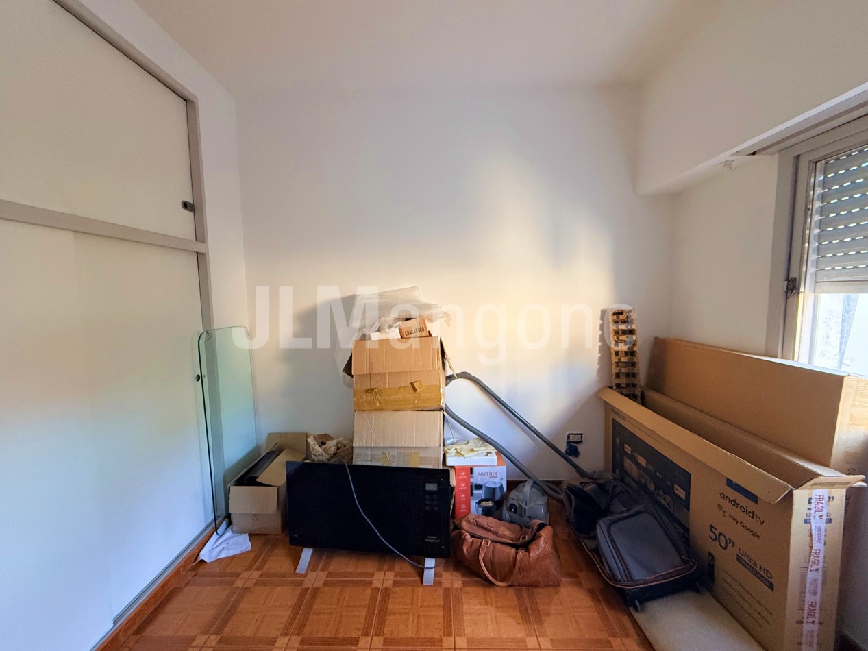 Duplex 4 ambientes con cochera y patio