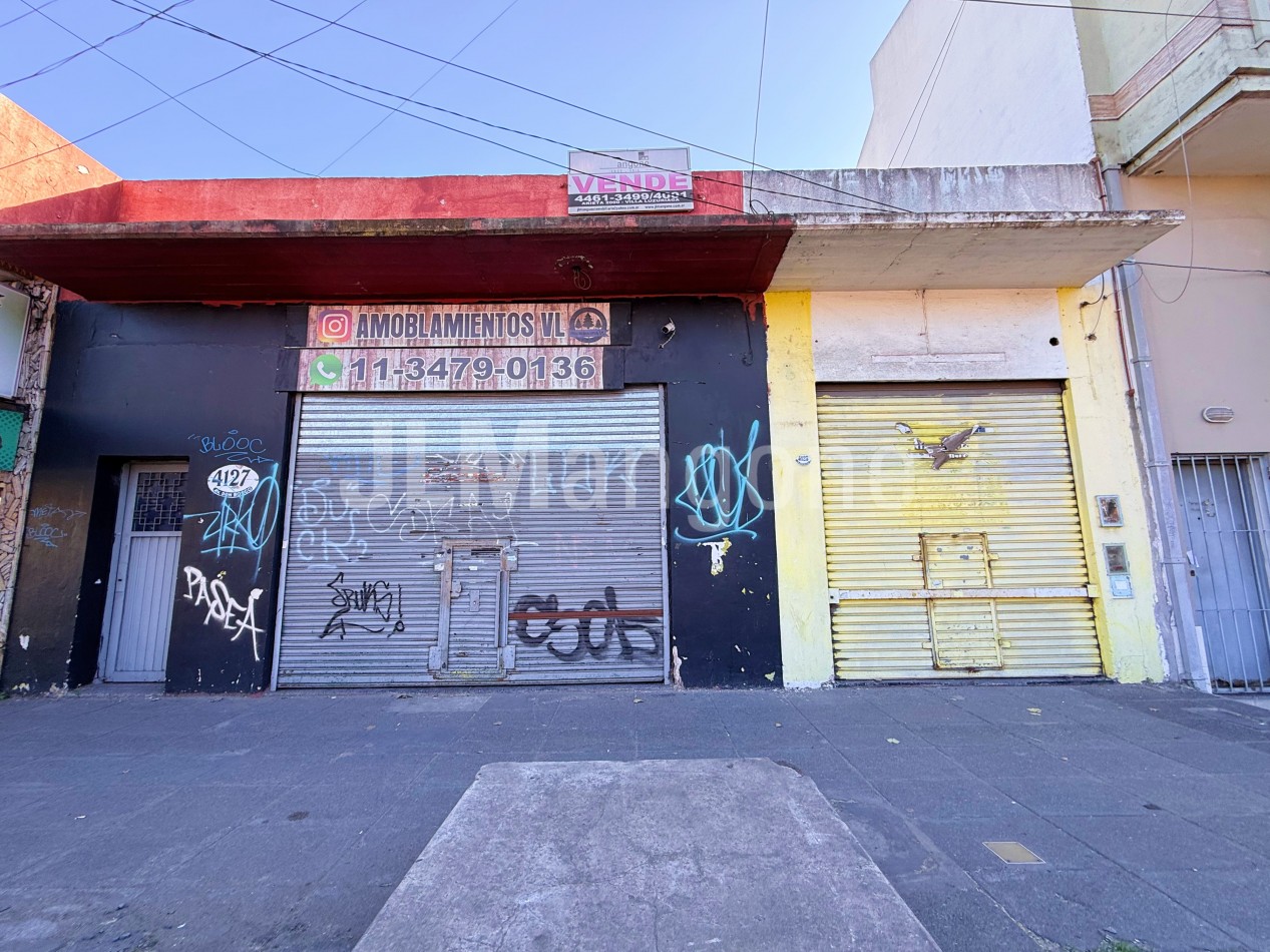 Lote 10x23 con 2 Locales