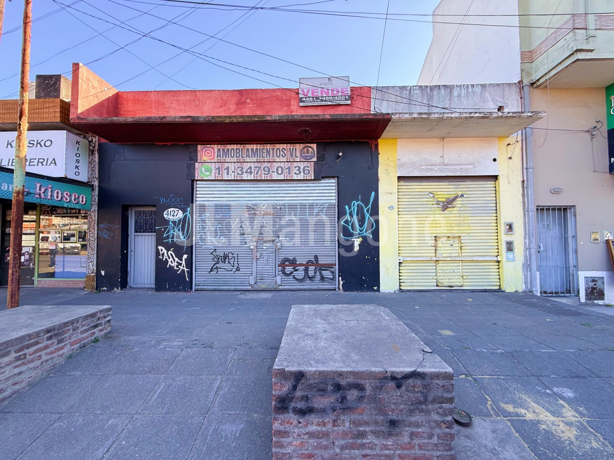 Lote 10x23 con 2 Locales
