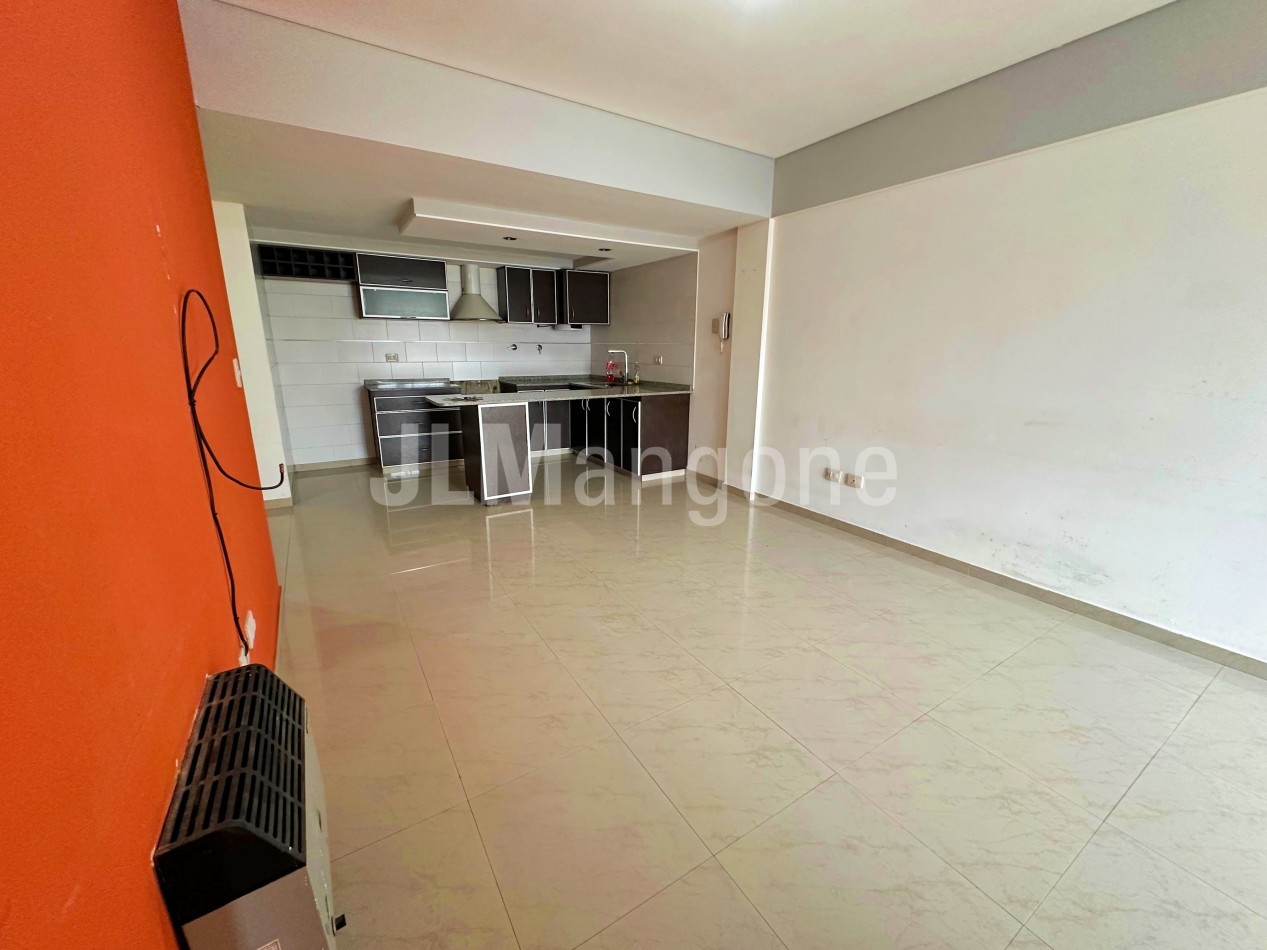 Departamento 2 amb con cochera, balcon y terraza