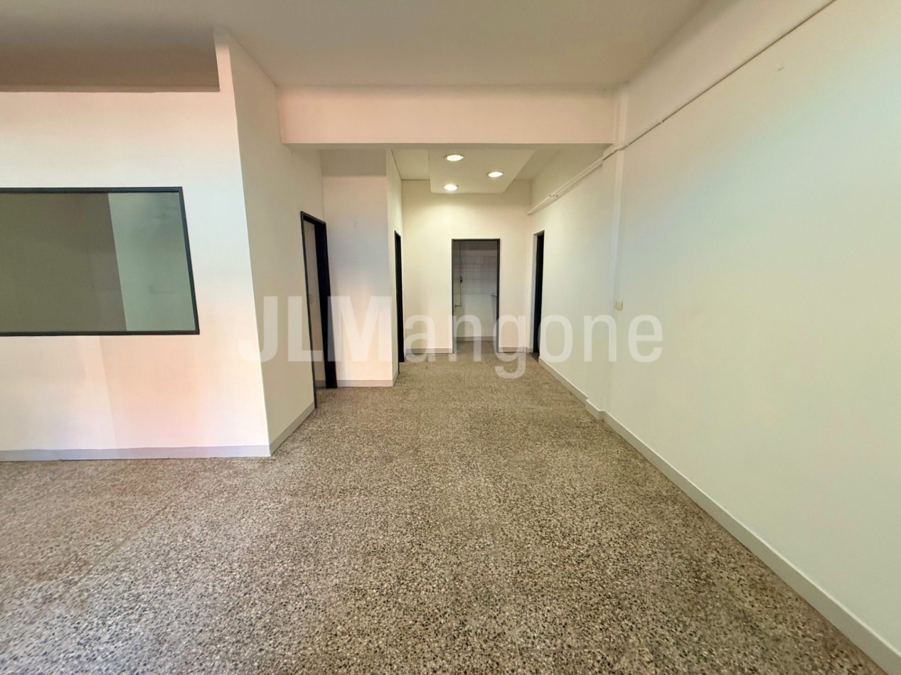 Local 50 m2 