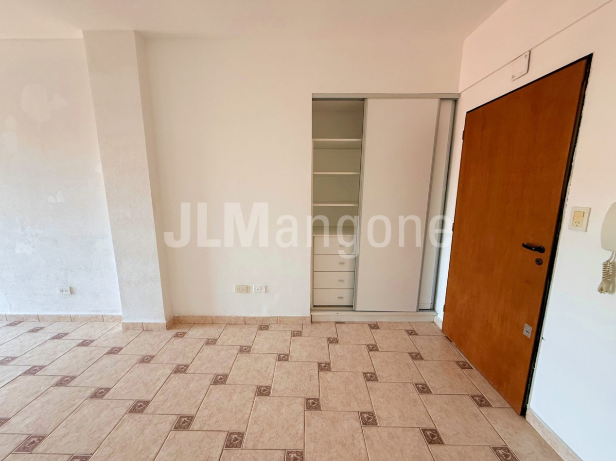 Departamento 1 ambiente con balcon
