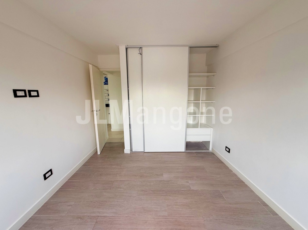 Depto 2 ambientes con balcon y cochera
