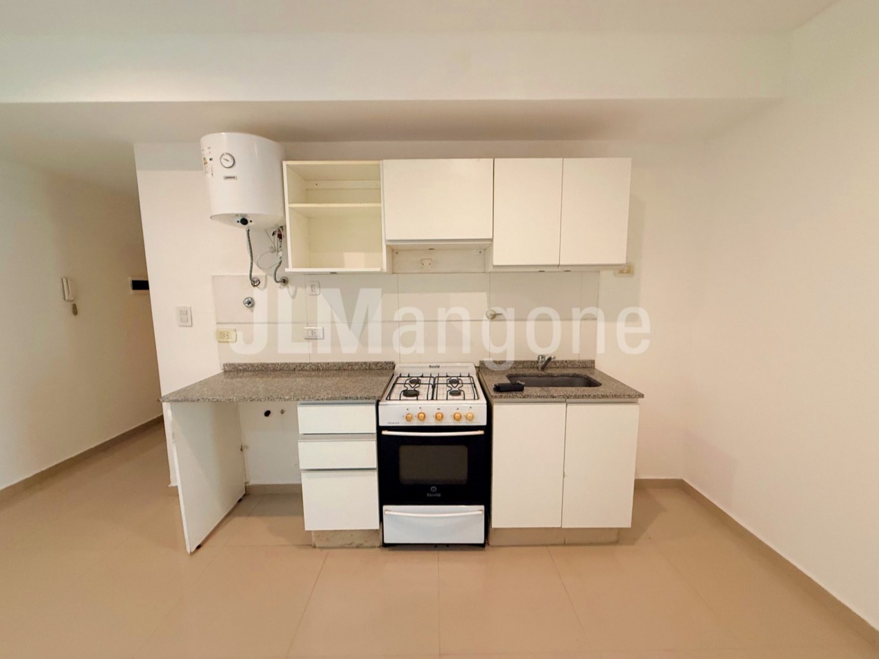 Departamento 2 amb en pb con patio