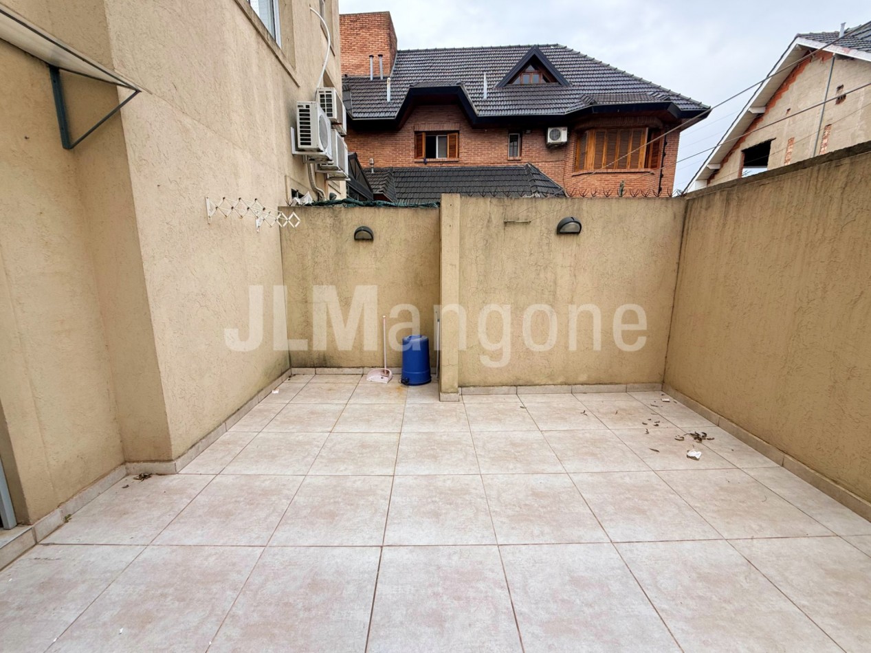 Departamento 2 amb en pb con patio