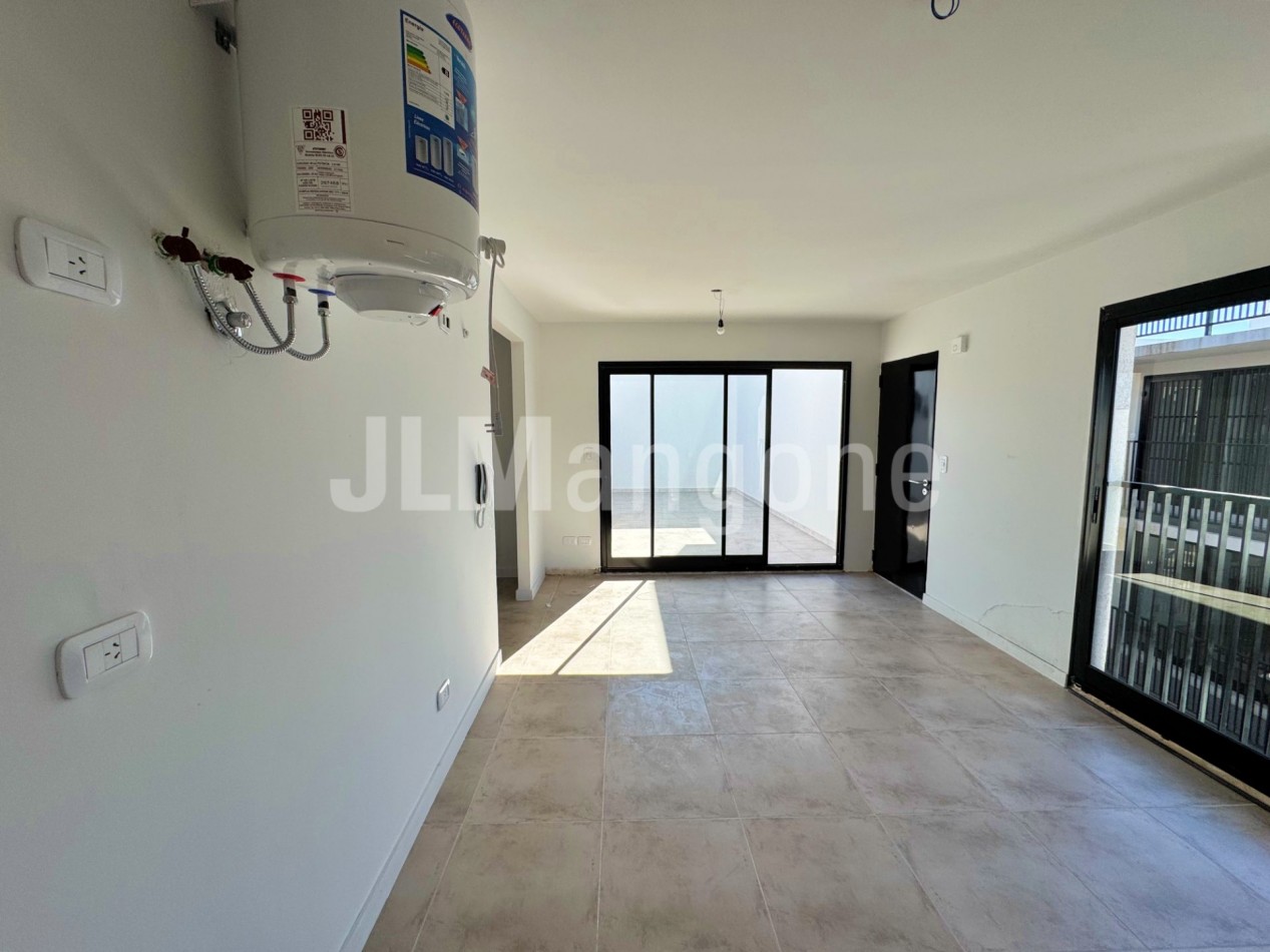 Departamento 2 ambientes con cochera y balcon