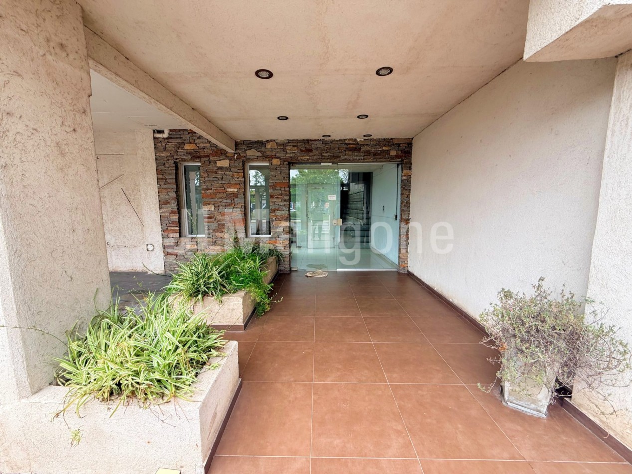 Departamento 2 ambientes con balcon