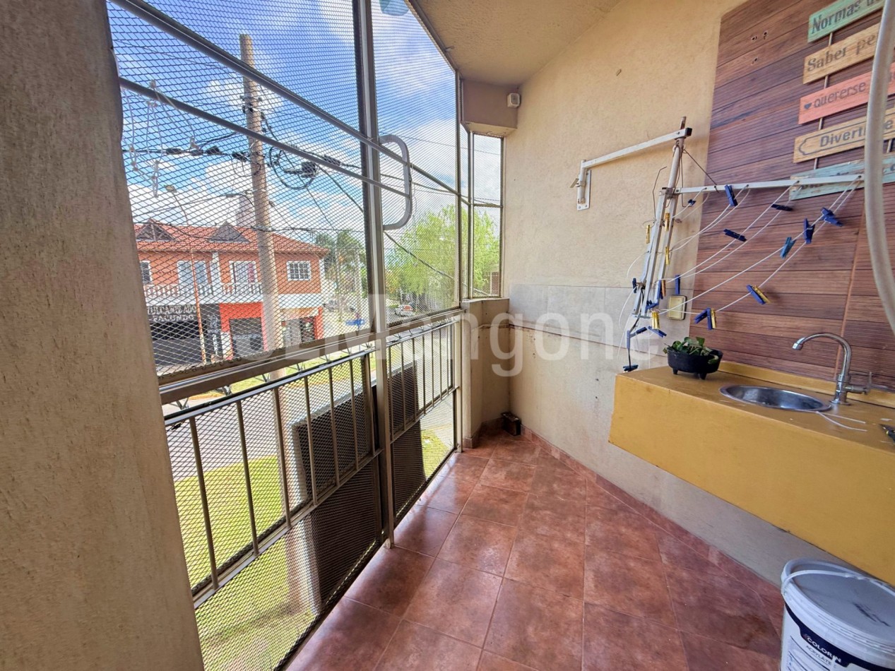 Departamento 2 ambientes con cochera