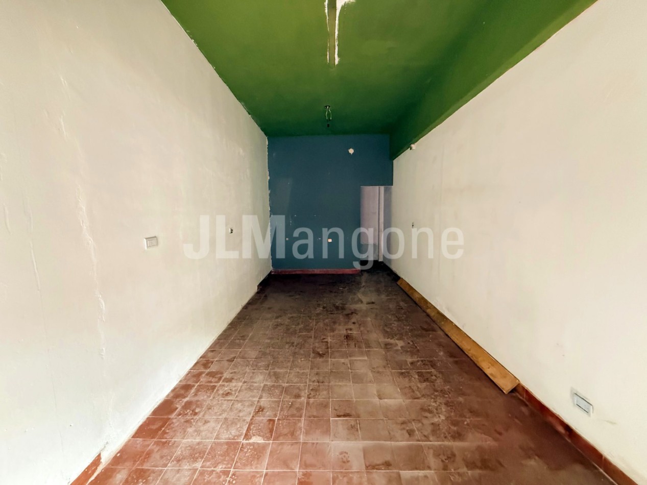 Local 40 m2 sobre Cerviño
